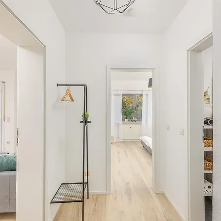 アパート Amaela Design-wohnung, Sap, Parkplatz, Balkon, Neu ヴァルドルフ
