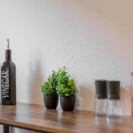 Daire Amaela Design-wohnung, Sap, Parkplatz, Balkon, Neu Walldorf (Baden-Wurttemberg)